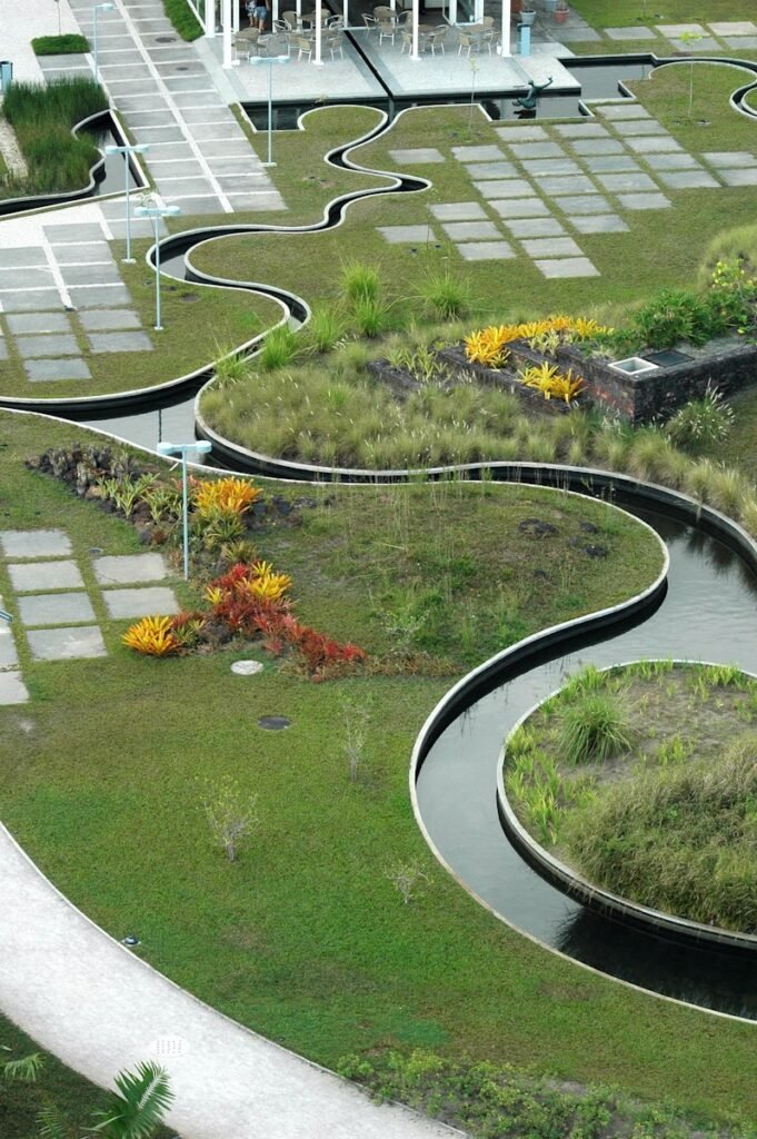  Rooftop gardens are an ideal way for an urban gardener to expand their space.